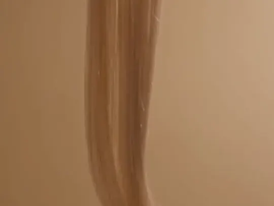 Tape Extensions aus usbekischem Echthaar
